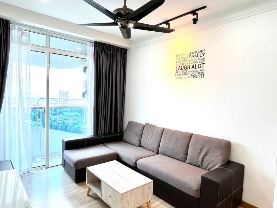 Concept Suite 05 @ The Wave Residence Tranquerah Екстериор снимка